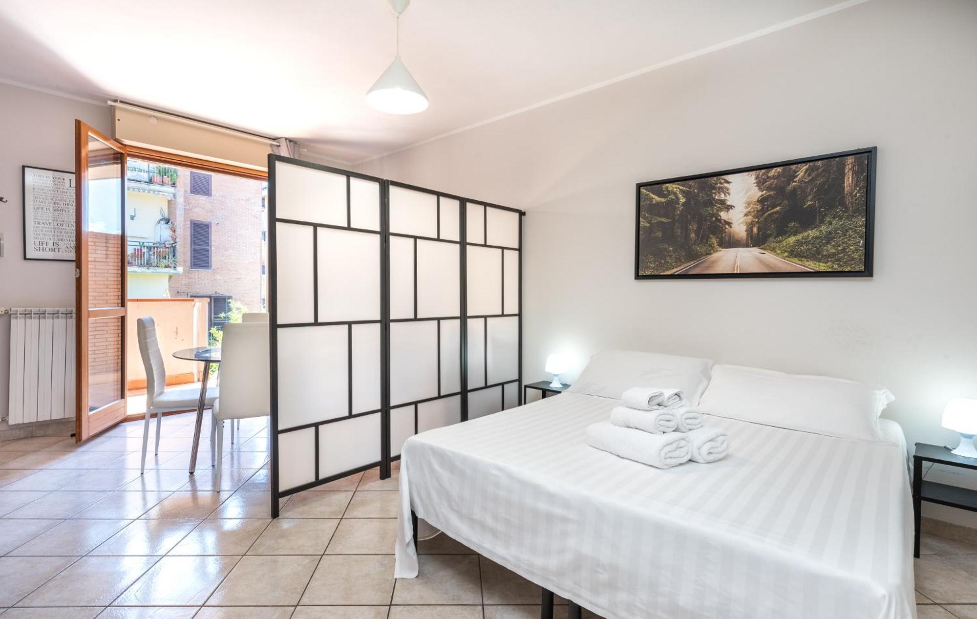 Travelershome Ciampino Suite Extérieur photo